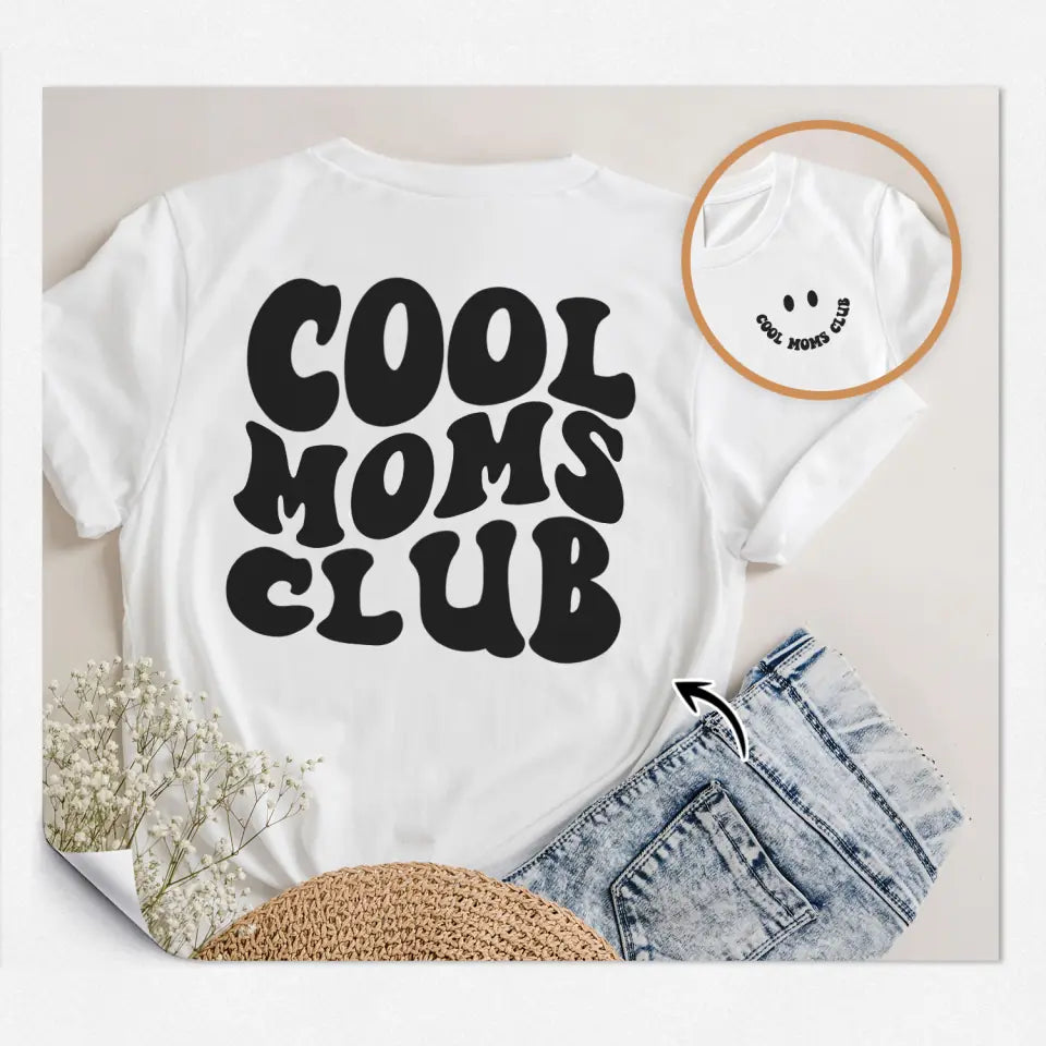 T-skjorte Cool Mom's Club med minimalistisk design